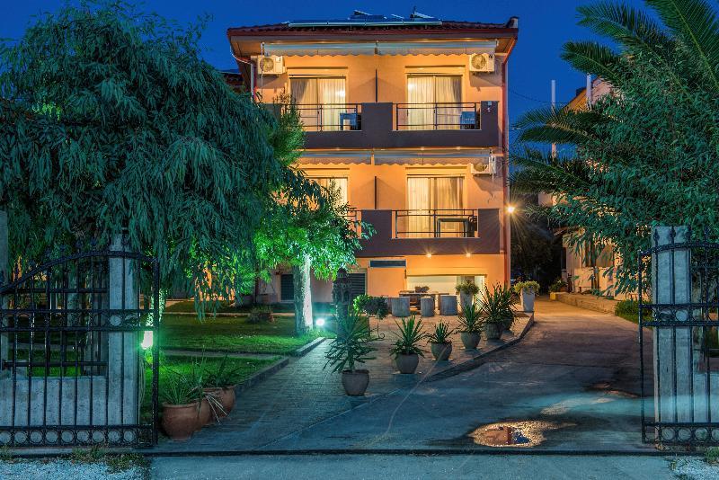 Castro Deluxe Apartment Toroni Luaran gambar